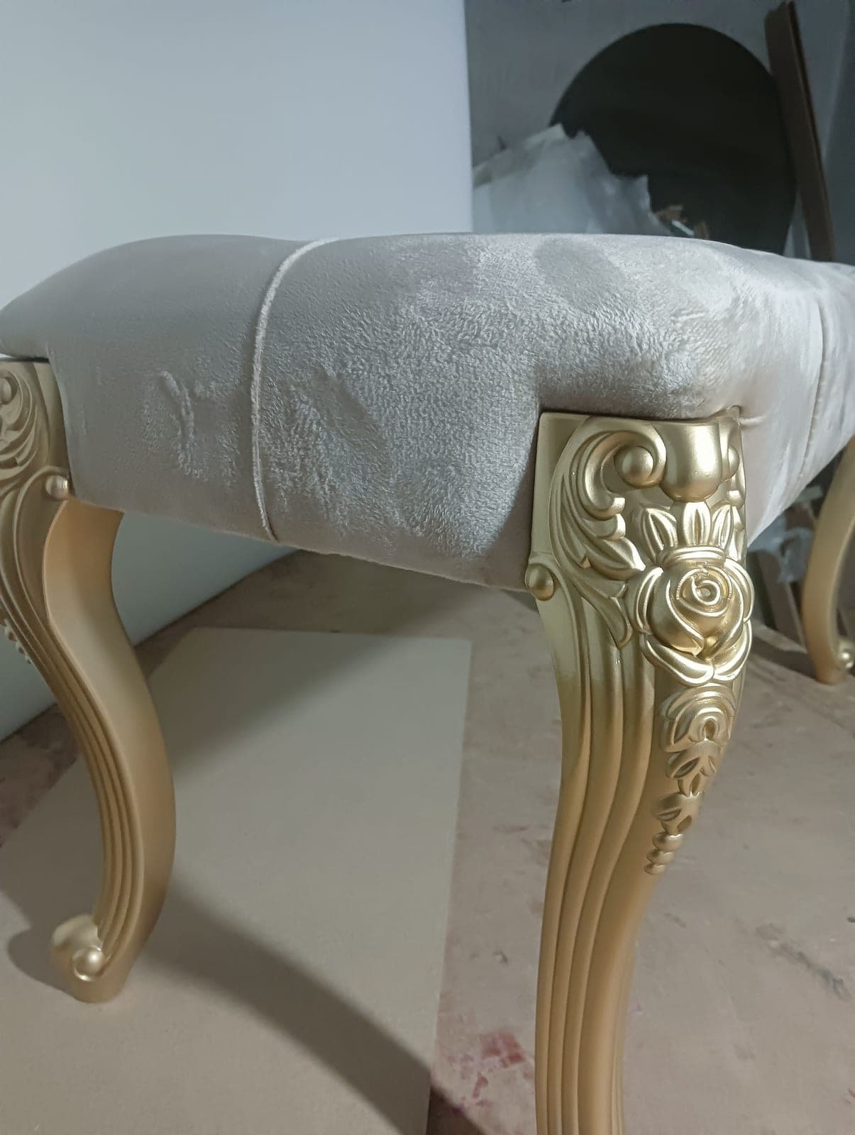 Банкетка, бежевый ножки золото, 80×35×47 см